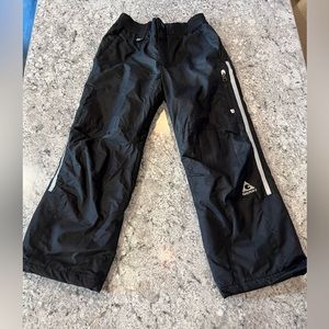 Boys snow pants medium (10/12)